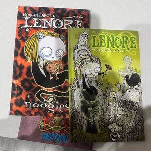 Lenore Comic Book Set